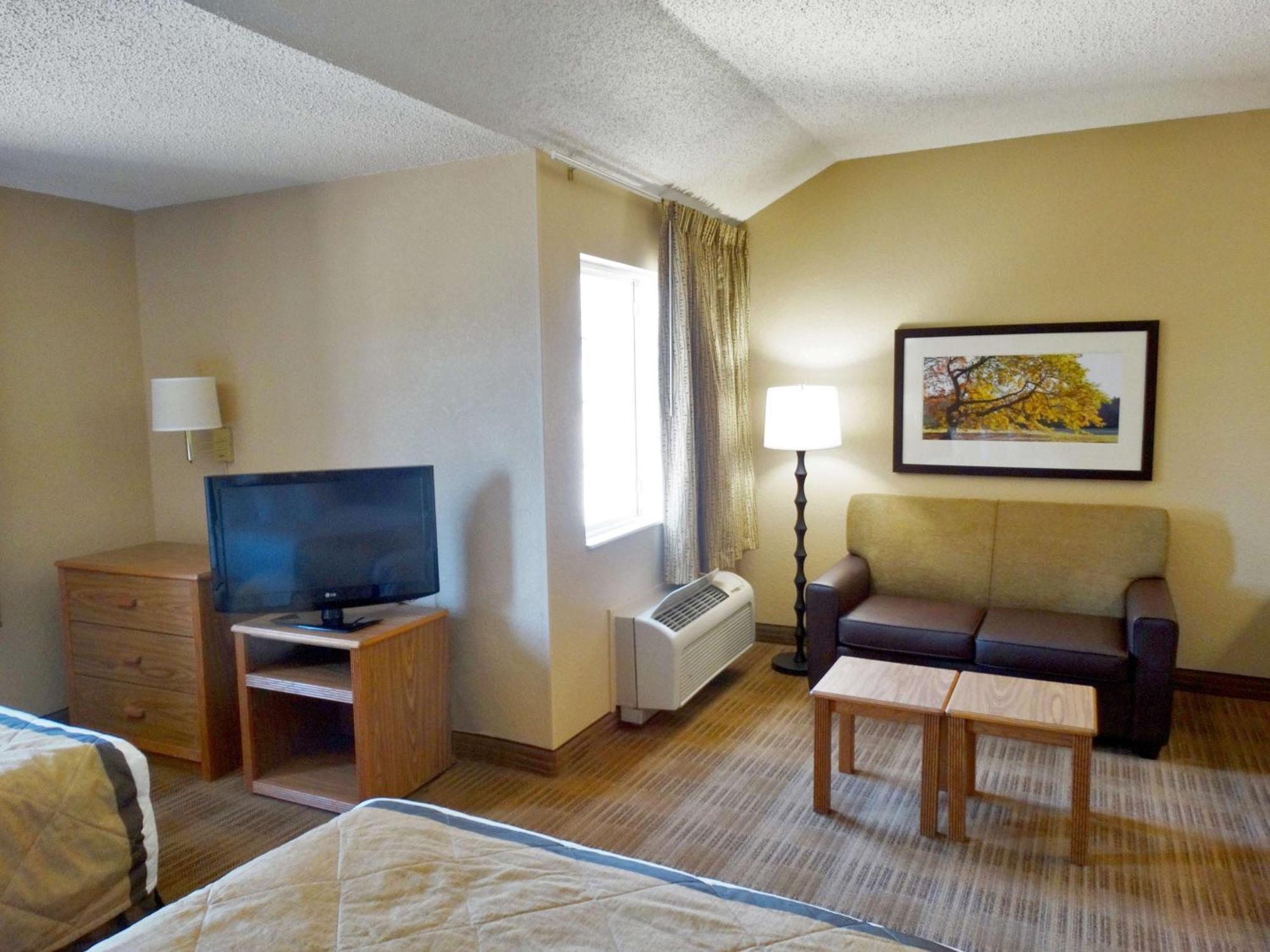 Extended Stay America Select Suites - Orlando - Lake Mary - 1040 Greenwood Blvd Dış mekan fotoğraf