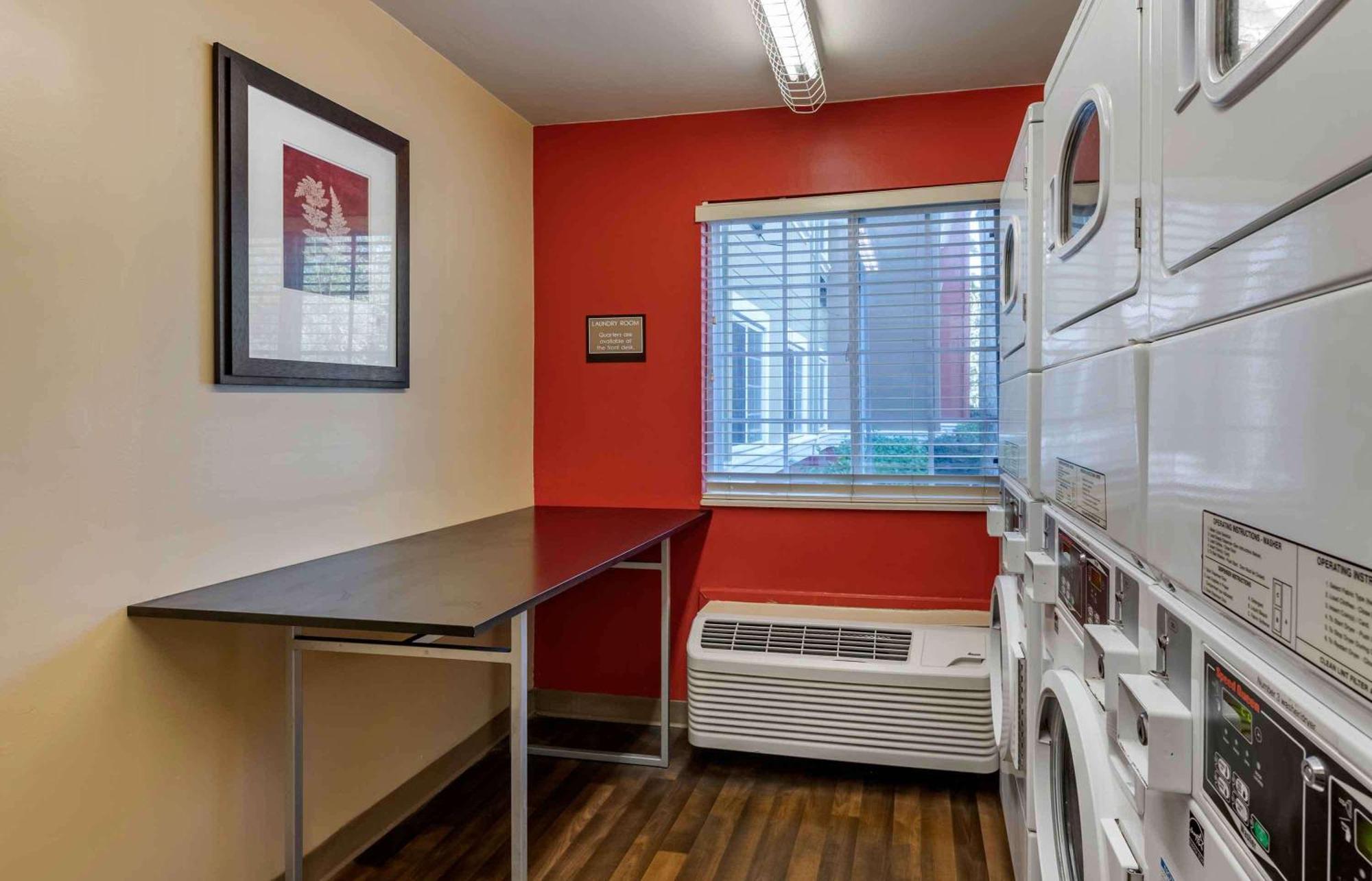 Extended Stay America Select Suites - Orlando - Lake Mary - 1040 Greenwood Blvd Dış mekan fotoğraf