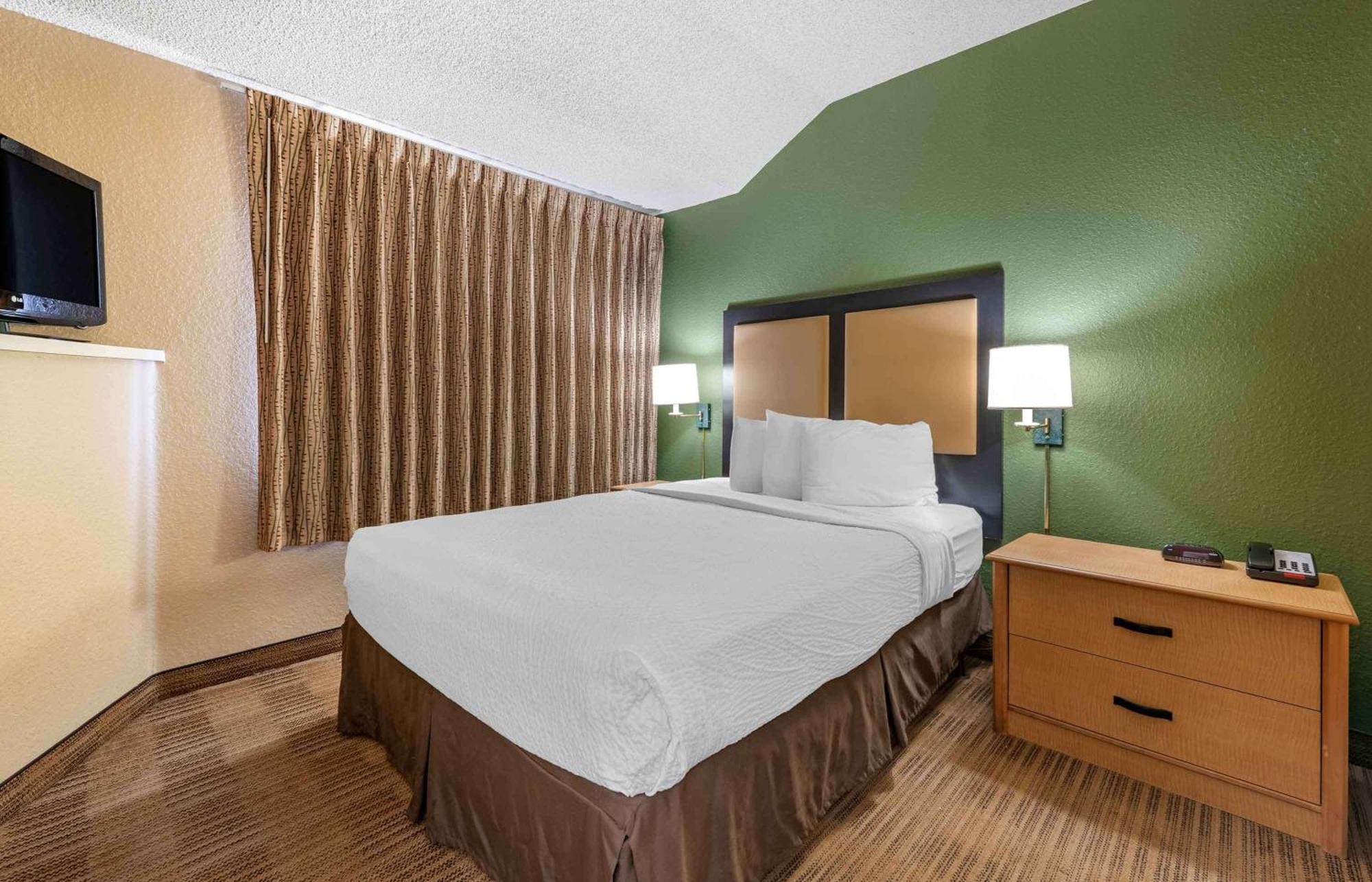 Extended Stay America Select Suites - Orlando - Lake Mary - 1040 Greenwood Blvd Dış mekan fotoğraf