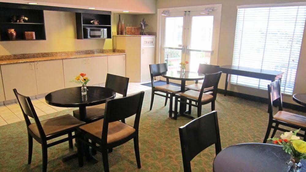 Extended Stay America Select Suites - Orlando - Lake Mary - 1040 Greenwood Blvd Dış mekan fotoğraf